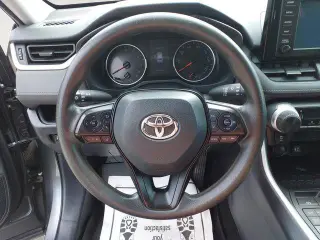 Toyota RAV4 2019 AWD LE SUV de 4 puertas