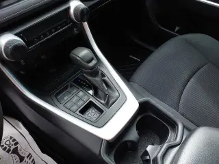 Toyota RAV4 2019 AWD LE SUV de 4 puertas