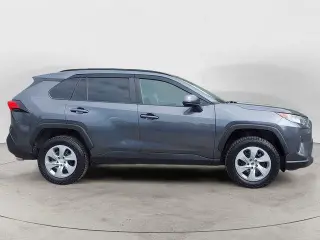Toyota RAV4 2019 AWD LE SUV de 4 puertas