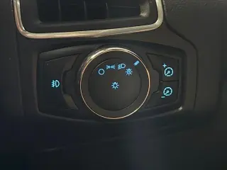 Ford Focus 2012 Titanium 4 puertas Hatchback