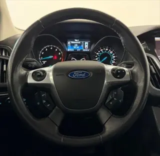 Ford Focus 2012 Titanium 4 puertas Hatchback