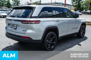 Jeep Grand Cherokee 2025 4x2 Limited 4 puertas SUV