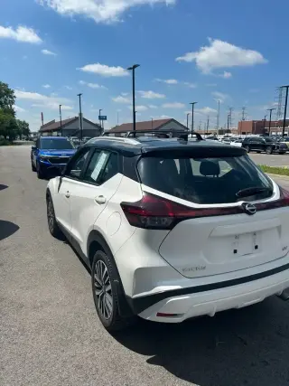 Nissan Kicks 2023 SV 4 puertas Crossover