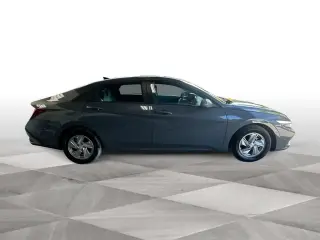 Hyundai ELANTRA 2026 SE 4 puertas Sedan