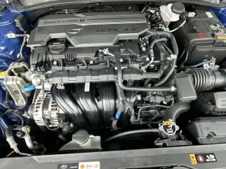 Hyundai ELANTRA 2025 SEL Sport 4 puertas Sedan