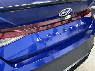 Hyundai ELANTRA 2025 SEL Sport 4 puertas Sedan
