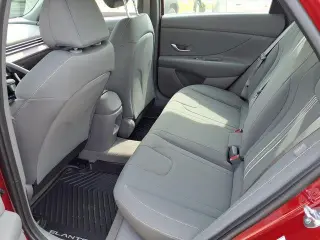 Hyundai ELANTRA 2025 SEL Sport 4 puertas Sedan