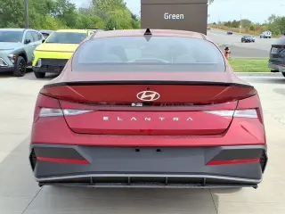 Hyundai ELANTRA 2025 SEL Sport 4 puertas Sedan