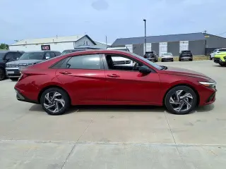 Hyundai ELANTRA 2025 SEL Sport 4 puertas Sedan
