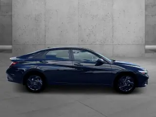 Hyundai ELANTRA 2026 SEL Sport 4 puertas Sedan