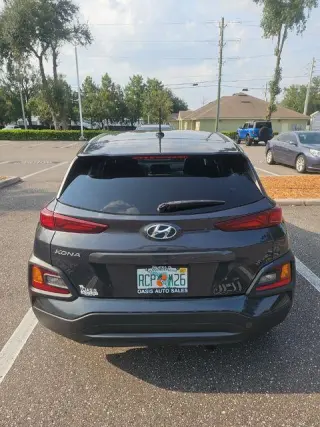 Hyundai KONA 2021 SE 4 puertas Crossover