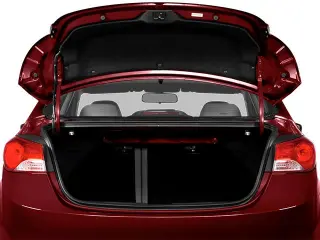 Hyundai ELANTRA 2013 GLS 4 puertas Sedan 6M