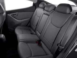 Hyundai ELANTRA 2013 GLS 4 puertas Sedan 6M