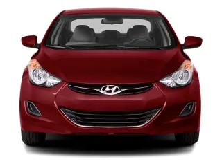 Hyundai ELANTRA 2013 GLS 4 puertas Sedan 6M