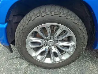 Ram 1500 2021 4x4 Laramie Cabina Crew 4 puertas 5.6 pies. Pickup SB