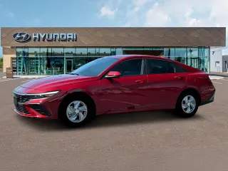Hyundai ELANTRA 2025 SE 4 puertas Sedan