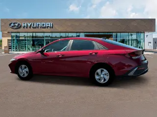 Hyundai ELANTRA 2025 SE 4 puertas Sedan