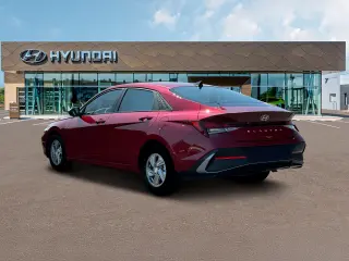 Hyundai ELANTRA 2025 SE 4 puertas Sedan