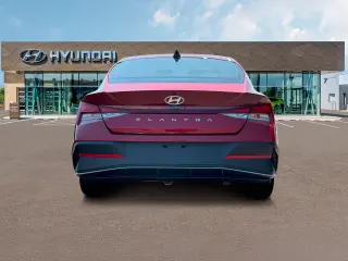 Hyundai ELANTRA 2025 SE 4 puertas Sedan