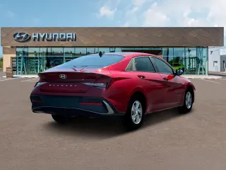 Hyundai ELANTRA 2025 SE 4 puertas Sedan