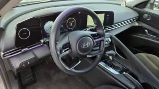 Hyundai ELANTRA 2024 SEL 4 puertas Sedan