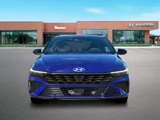 Hyundai ELANTRA 2026 SEL Sport Premium 4 puertas Sedan
