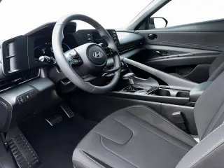 Hyundai ELANTRA 2026 SEL Sport Premium 4 puertas Sedan