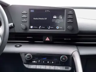 Hyundai ELANTRA 2026 SEL Sport Premium 4 puertas Sedan