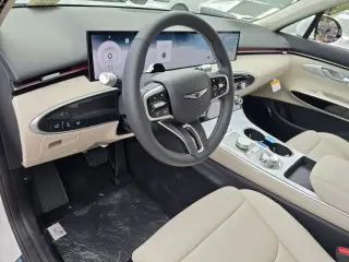 Genesis GV70 2026 AWD 2.5T Estándar 4 puertas SUV