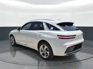 Genesis GV70 2026 AWD 2.5T Estándar 4 puertas SUV