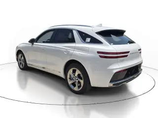 Genesis GV70 2026 AWD 2.5T Estándar 4 puertas SUV