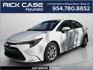 Toyota Corolla 2025 LE 4 puertas Sedan