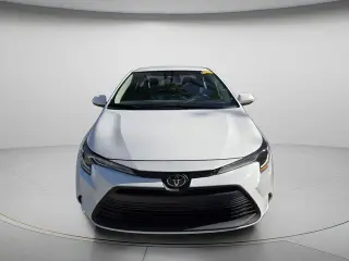 Toyota Corolla 2025 LE 4 puertas Sedan