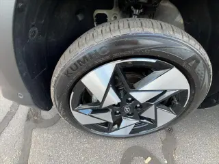 Hyundai KONA 2026 AWD Limited 4 puertas SUV