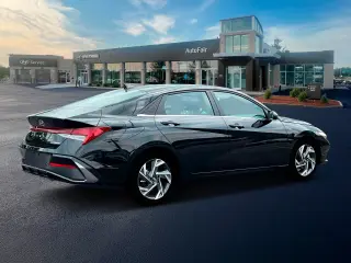 Hyundai ELANTRA 2024 Limited 4 puertas Sedan