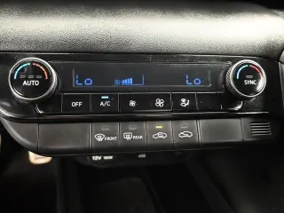 Hyundai ELANTRA 2025 SEL Sport 4 puertas Sedan
