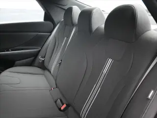 Hyundai ELANTRA 2025 SEL Sport 4 puertas Sedan