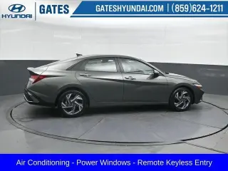 Hyundai ELANTRA 2025 SEL Sport 4 puertas Sedan