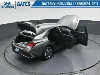Hyundai ELANTRA 2025 SEL Sport 4 puertas Sedan