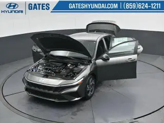 Hyundai ELANTRA 2025 SEL Sport 4 puertas Sedan