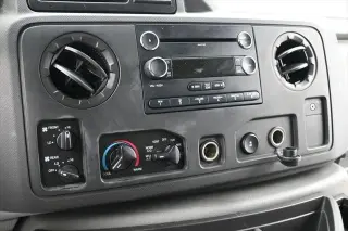 Ford E-Series 2009 E-350 SD Furgoneta de Carga Extendida 3 puertas