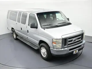 Ford E-Series 2009 E-350 SD Furgoneta de Carga Extendida 3 puertas