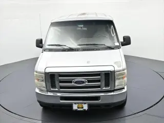 Ford E-Series 2009 E-350 SD Furgoneta de Carga Extendida 3 puertas