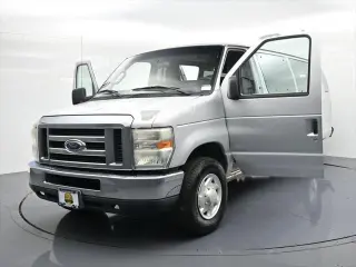 Ford E-Series 2009 E-350 SD Furgoneta de Carga Extendida 3 puertas