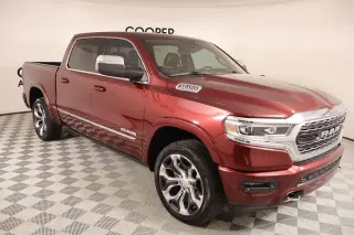 Ram 1500 2023 4x4 Limited 4 puertas Cabina Crew 5.6 pies. Pickup