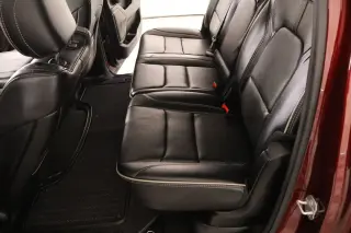 Ram 1500 2023 4x4 Limited 4 puertas Cabina Crew 5.6 pies. Pickup
