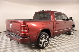 Ram 1500 2023 4x4 Limited 4 puertas Cabina Crew 5.6 pies. Pickup