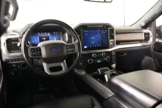 Ford F-150 2024 4x4 Lariat 4 puertas SuperCrew 5.5 pies. SB