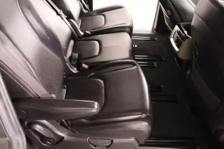 Kia Carnival 2025 LXS 4 puertas Minivan