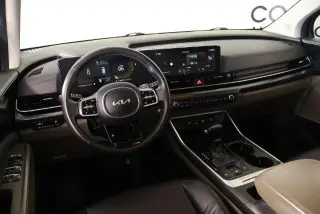 Kia Carnival 2025 LXS 4 puertas Minivan